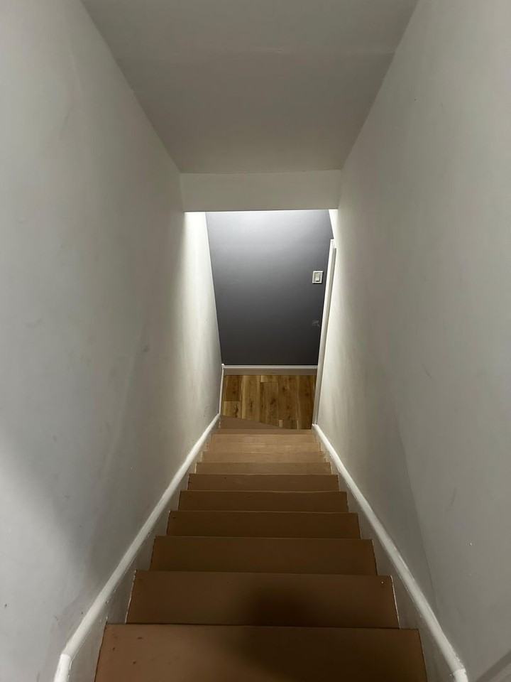 334 S Keyser Ave - Photo 6 of 18