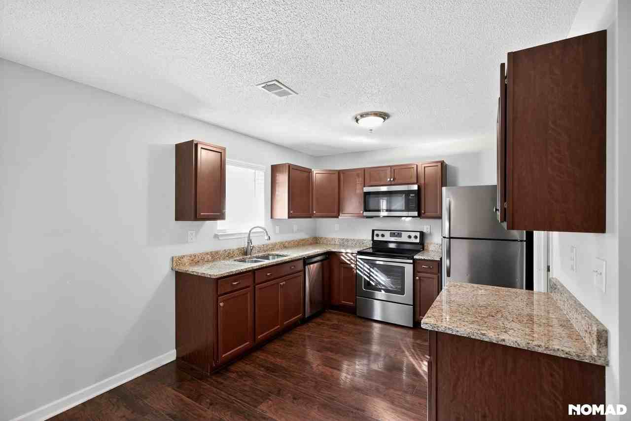 38 Princeton Glen Court - Photo 4 of 32