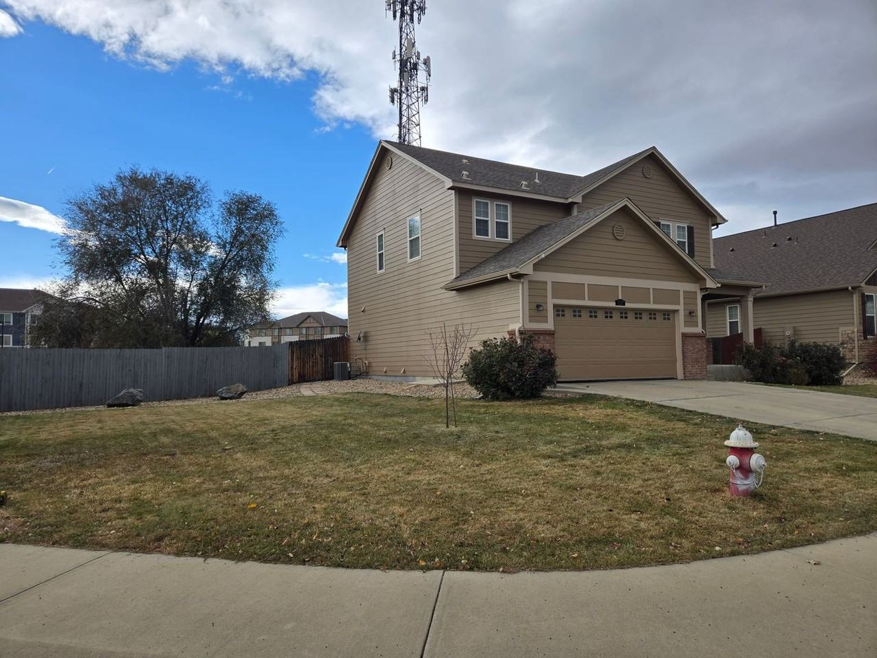 1727 Trevor Court - Photo 2 of 30