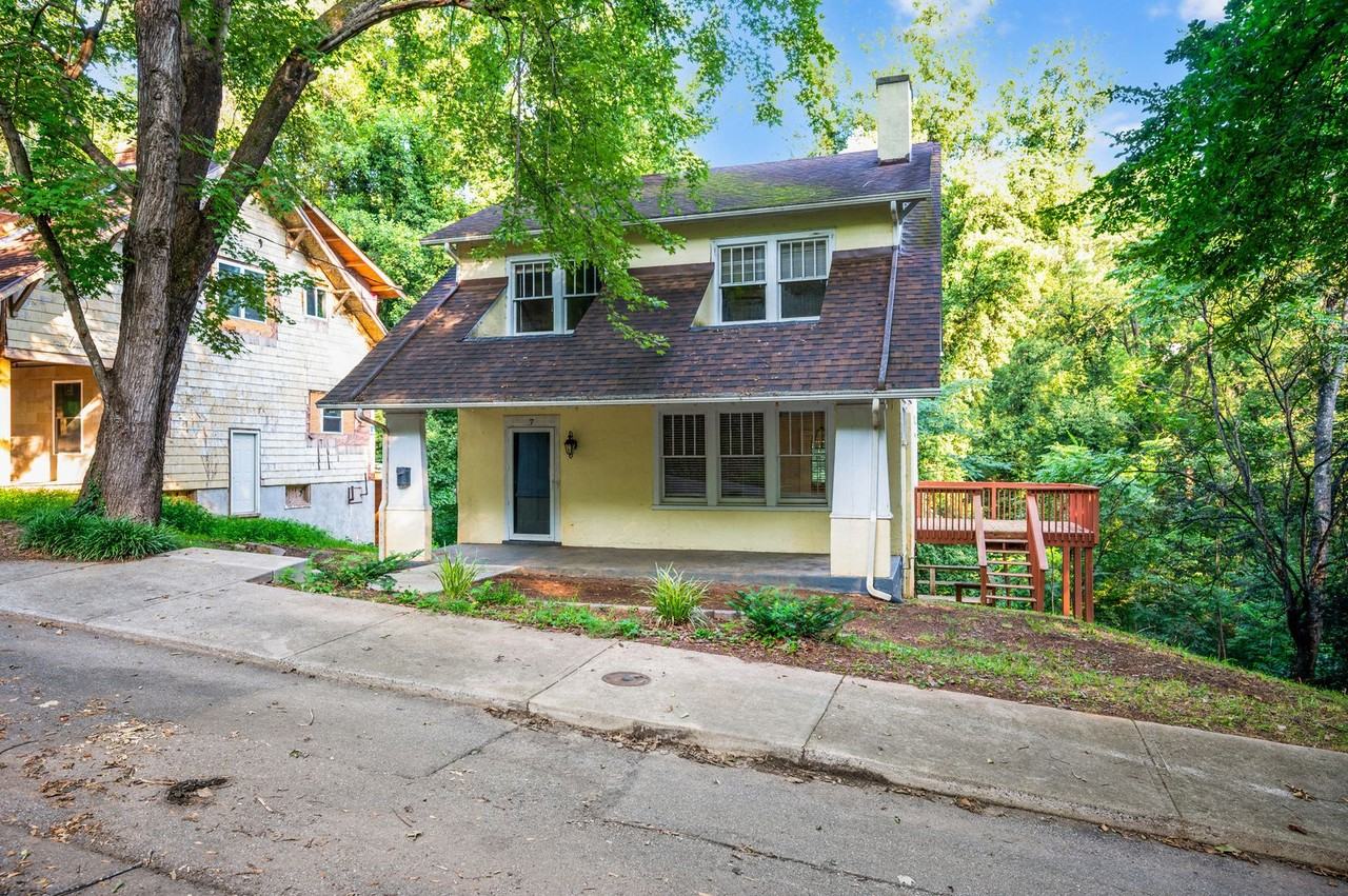 7 Fredonia Avenue - Photo 2 of 50