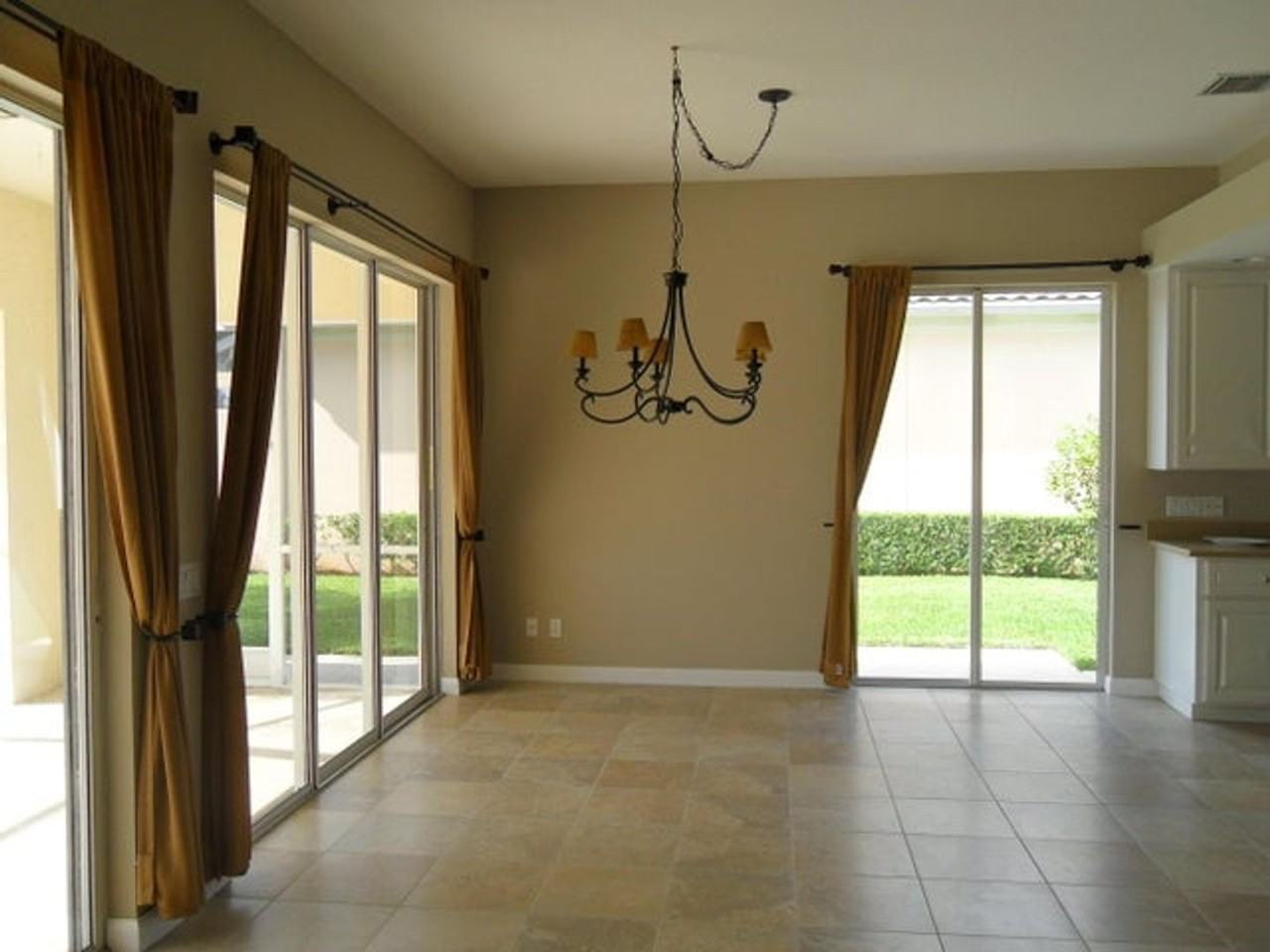 8158 Rosalie Ln - Photo 3 of 13