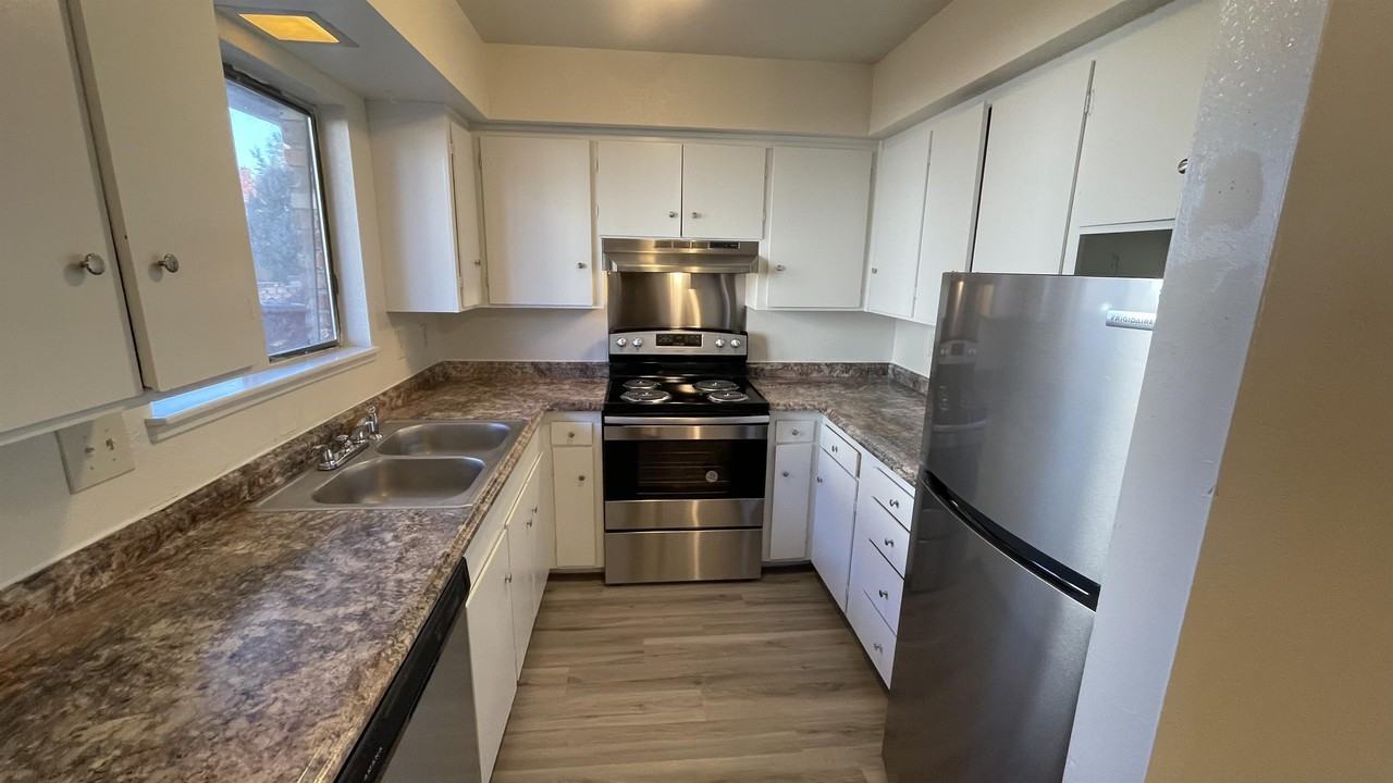 1355 Cordone Ave #19