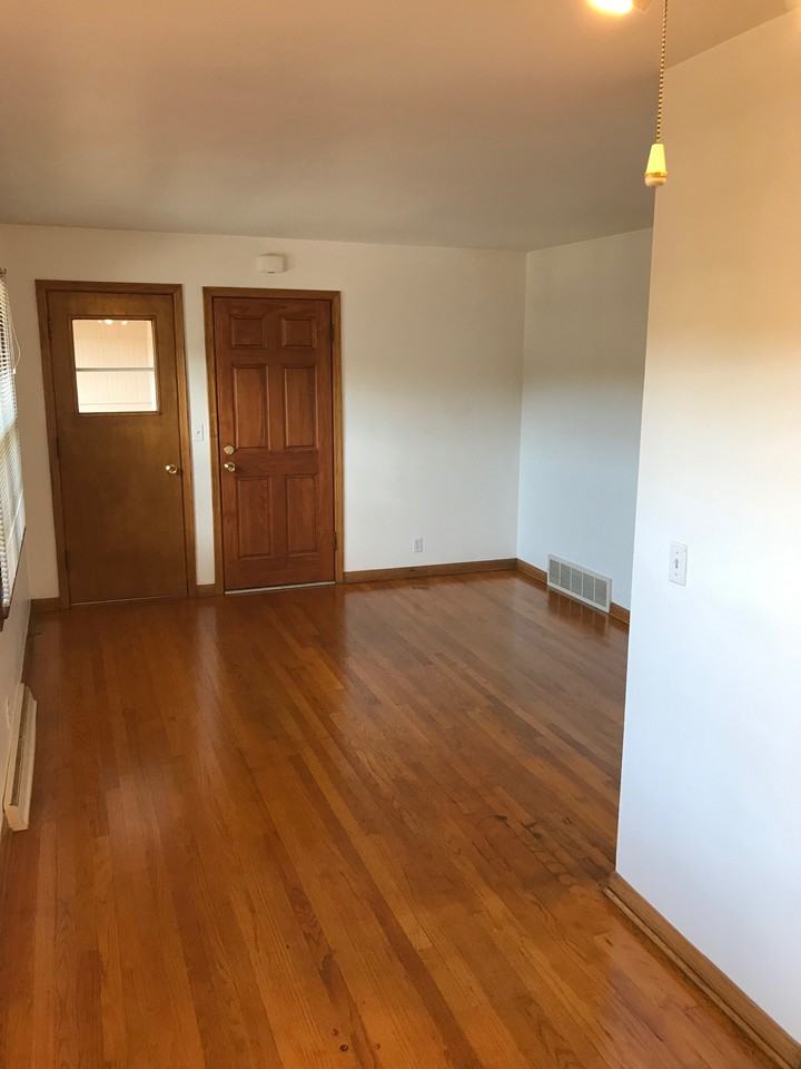 519 Glenwood Dr #2 - Photo 2 of 10