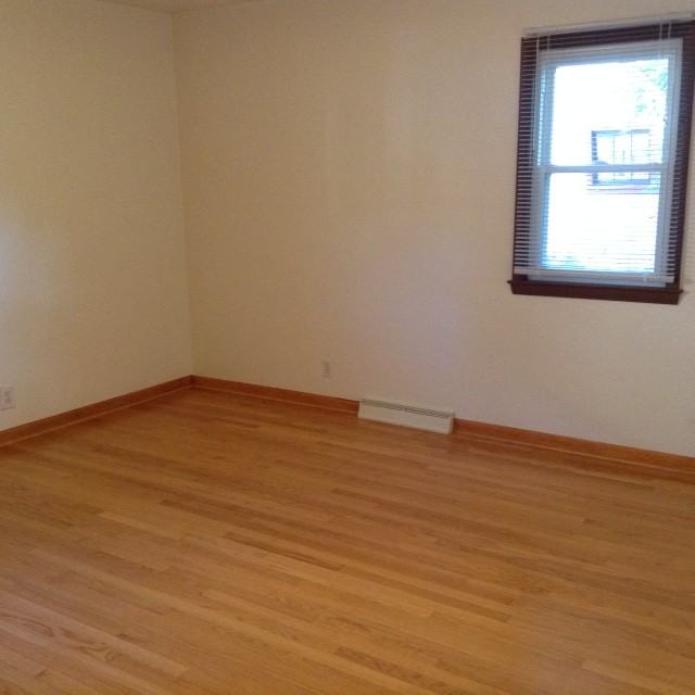 519 Glenwood Dr #2 - Photo 5 of 10