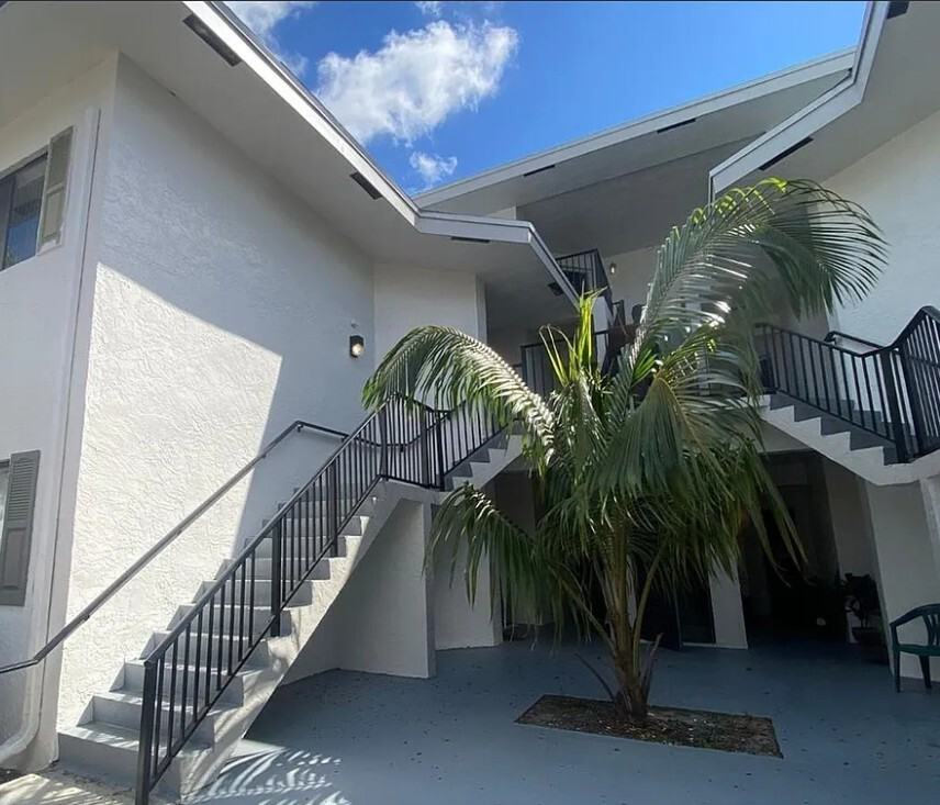 2445 Swterrace #220 - Photo 7 of 35