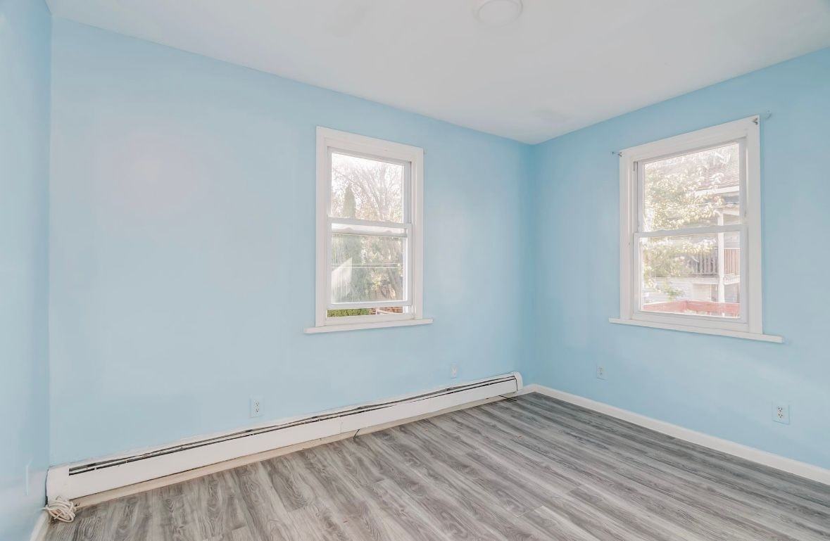 Warren St - Photo 6 of 9