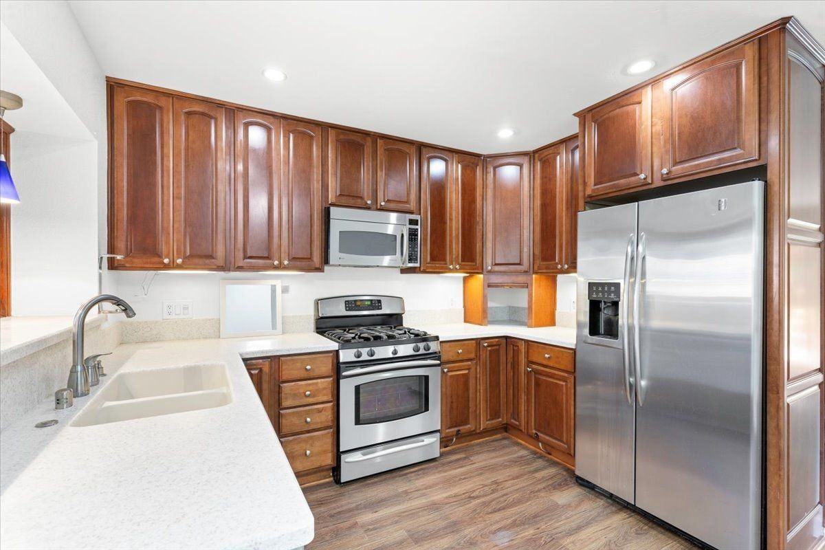 2125 Berryland Ct - Photo 5 of 12