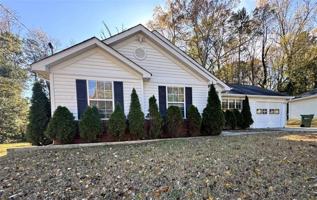 featured image of 2119 Briar Glen Ln Sw