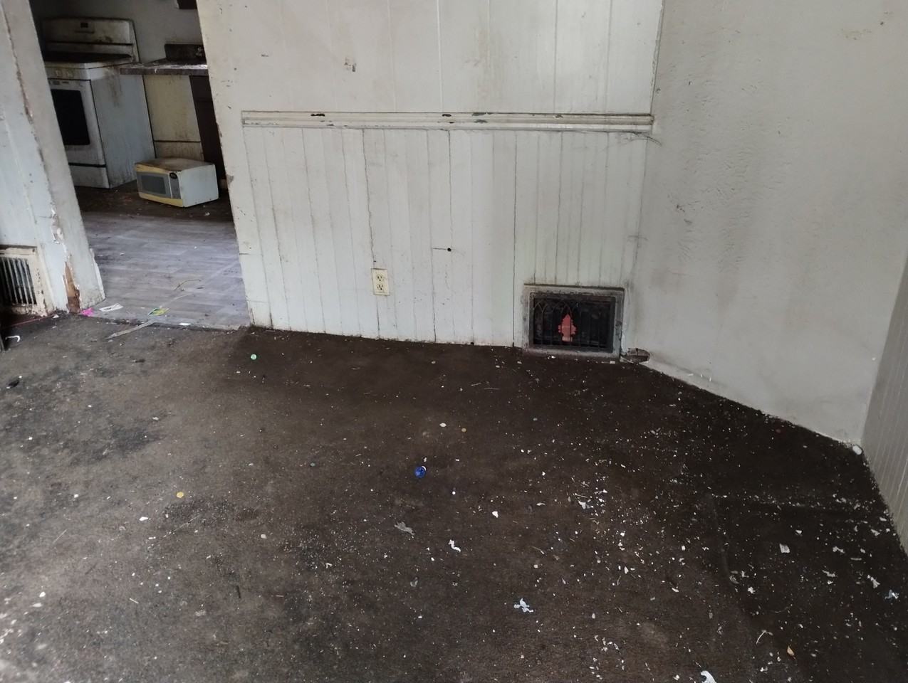 1317 W John H Gwynn Jr Ave #1 - Photo 3 of 14