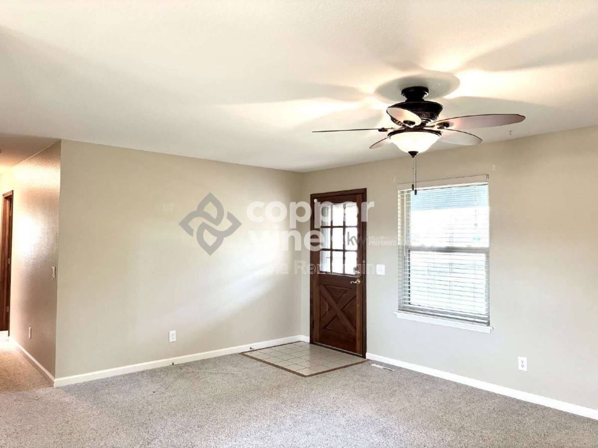 495 Ash Street - Photo 3 of 10