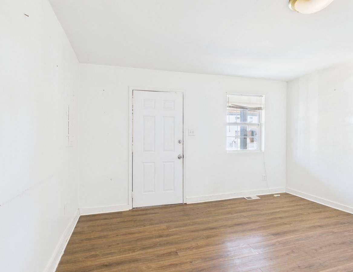 1206 Rome St #1208 - Photo 5 of 10