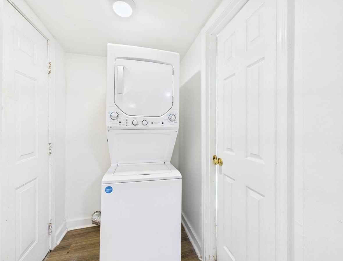 1206 Rome St #1208 - Photo 7 of 10