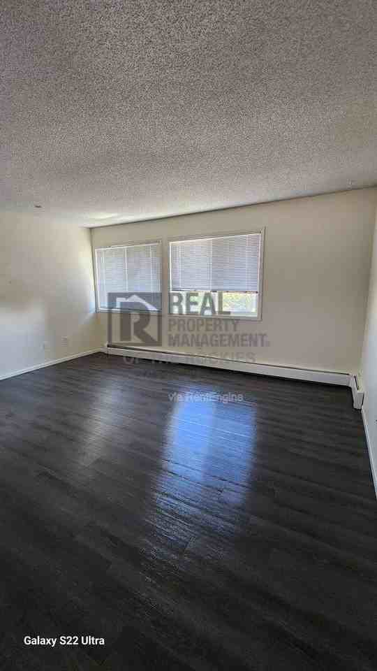 2500 Windwood Dr #F302 - Photo 4 of 10