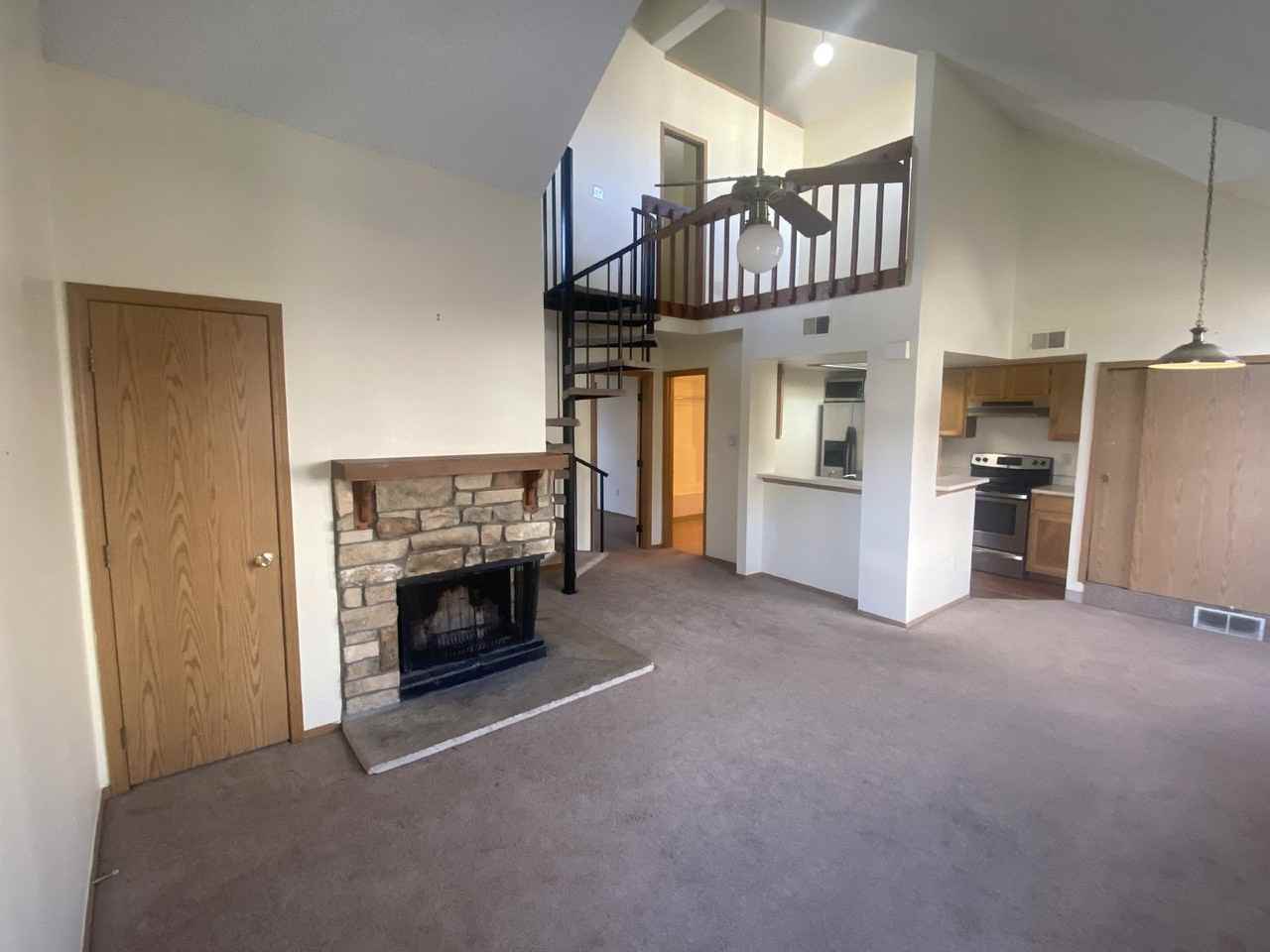 8321 S Upham Way - Photo 5 of 32