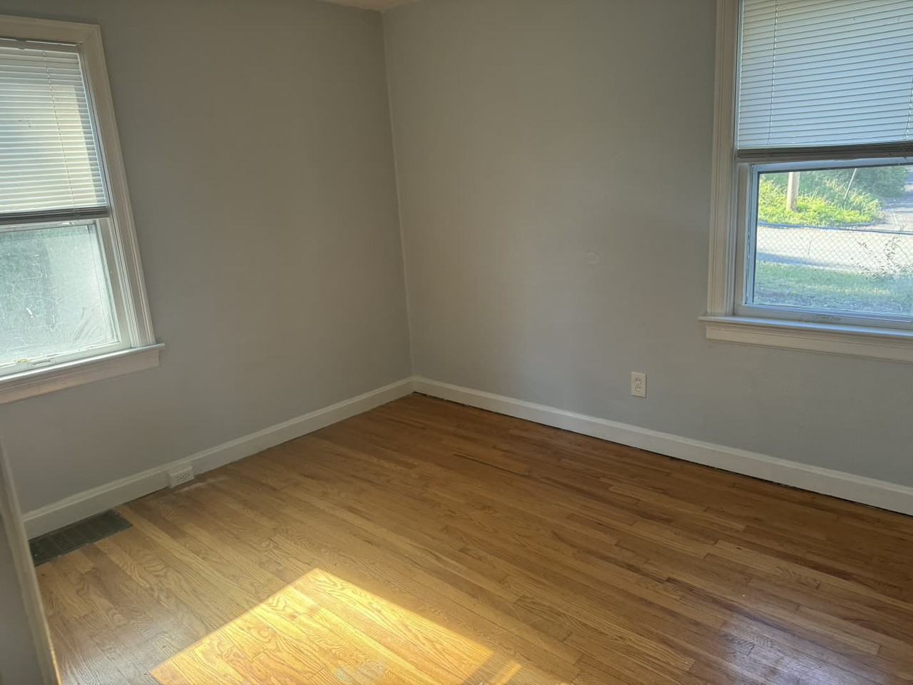 5723 Beldon Dr - Photo 5 of 12