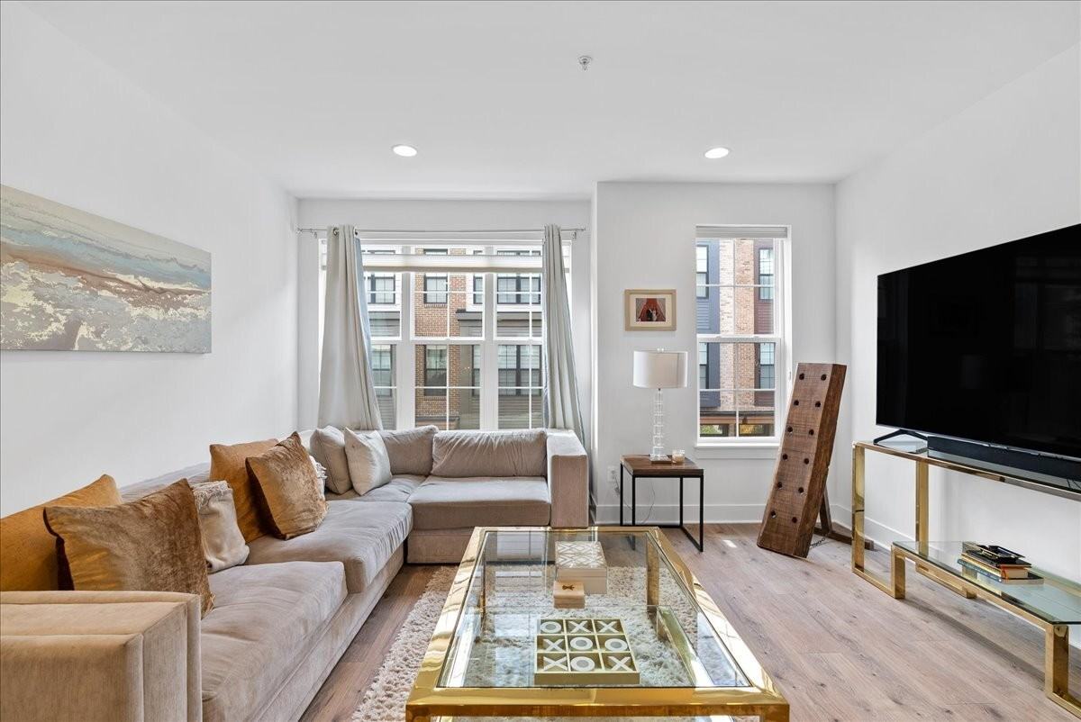 7345 Blade Dr - Photo 5 of 32