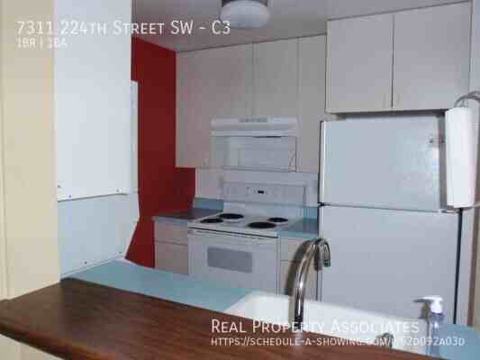 7311 224th St Sw #C3 - Photo 5 of 11