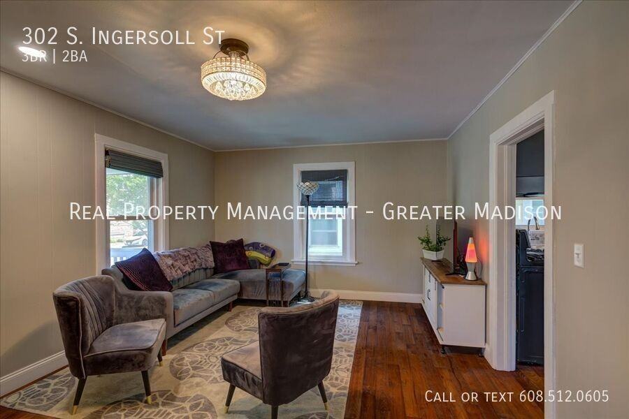 302 S Ingersoll St - Photo 3 of 9