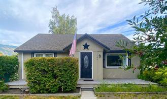 145 N Harris Ave - Photo 1 of 1