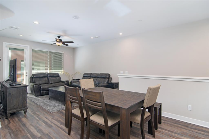 709 Anchor Ct - Photo 5 of 19