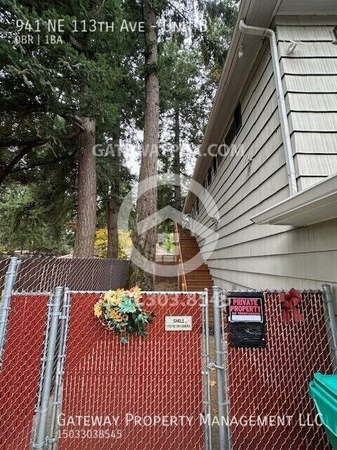 941 Northeast 113th Avenue #B - Photo 4 of 25