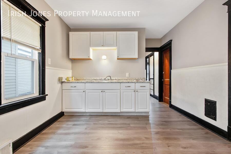 128 Crowley Avenue #1 - Photo 3 of 17