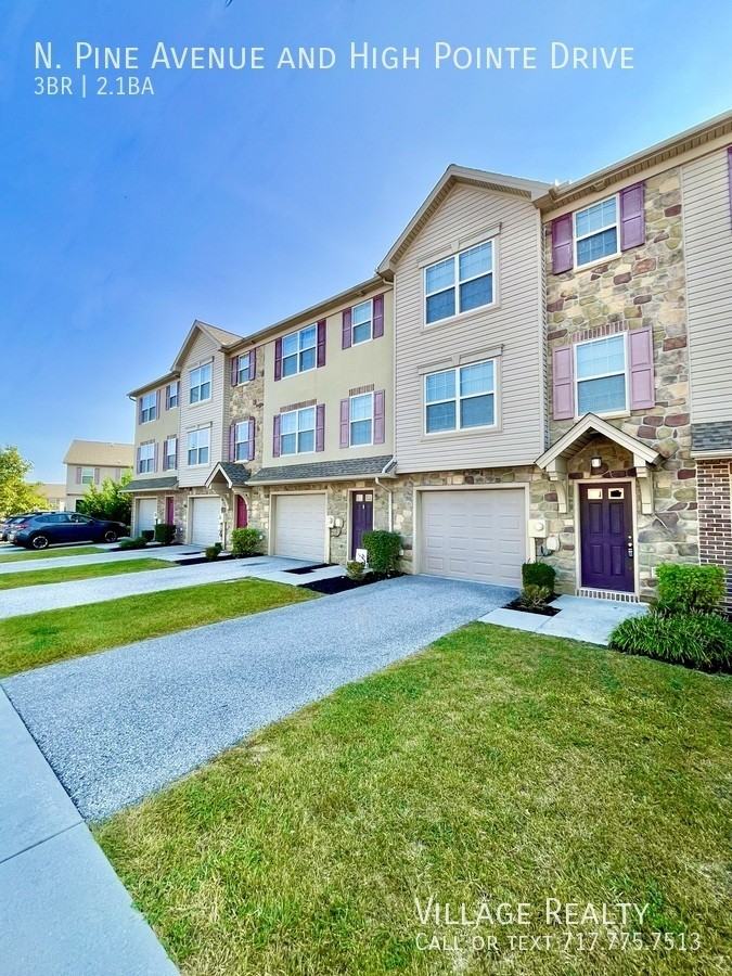 & HIGH POINTE DRIVE #207 - Photo 6 of 38