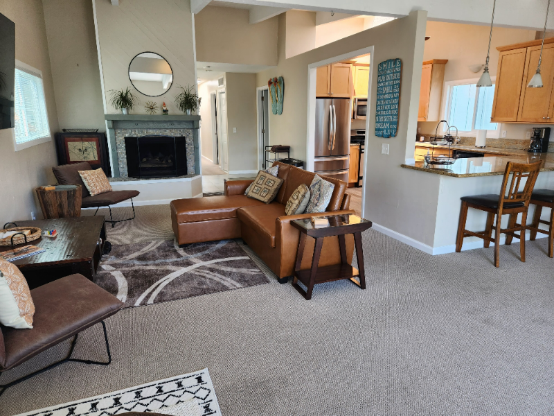 718 Coronado Ct - Photo 6 of 15