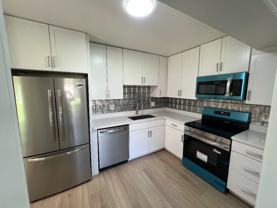 705 E Drake Rd - Photo 1 of 1