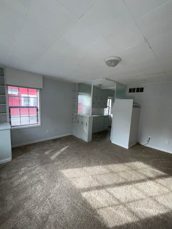 1411 Portland Ave #B - Photo 6 of 24