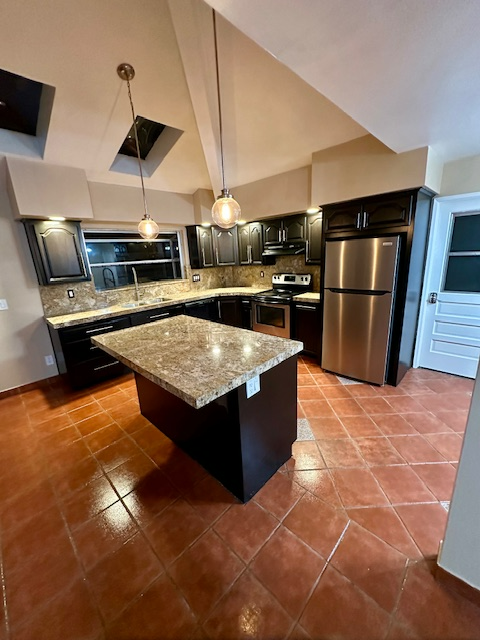 381 E Emerson St - Photo 5 of 15