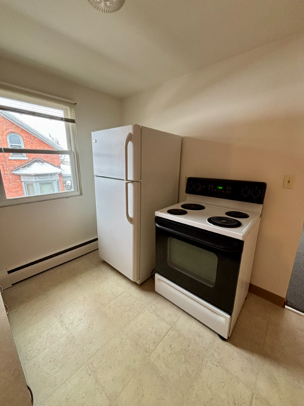 5333 Broadway St #4 - Photo 3 of 10