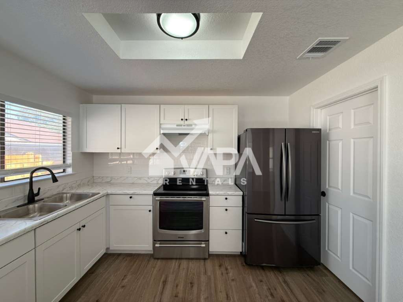 7916 Pepper Trl - Photo 3 of 19