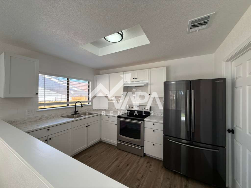 7916 Pepper Trl - Photo 4 of 19