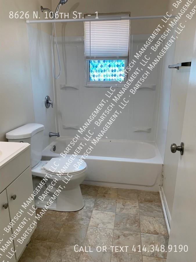 8626 North 106th Street #1 - Photo 5 of 6