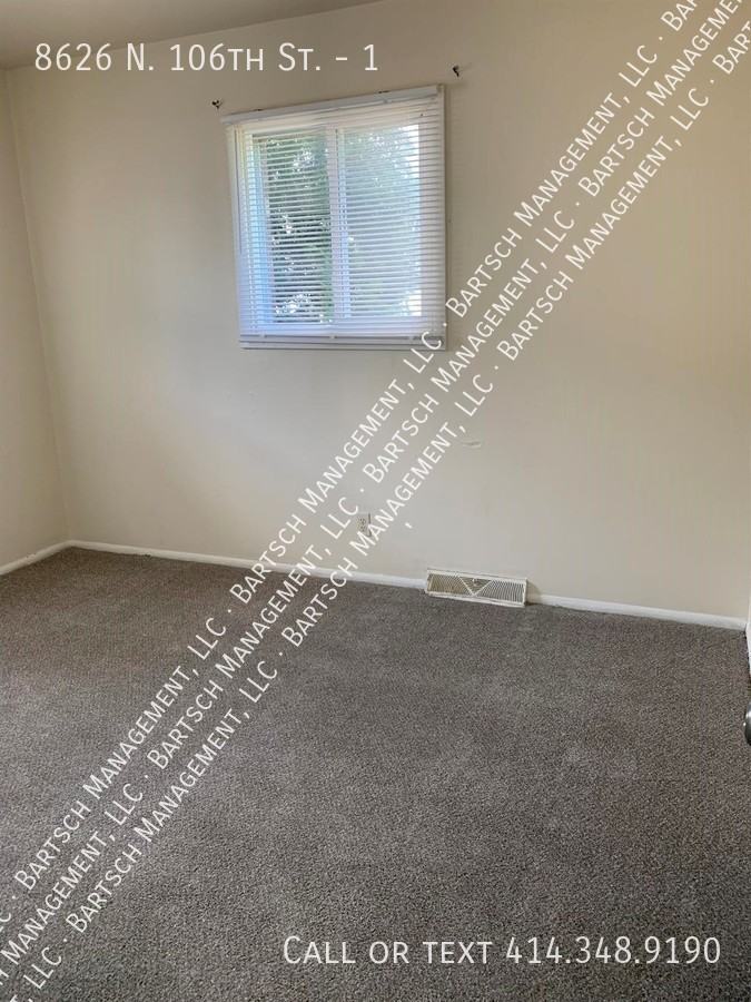 8626 North 106th Street #1 - Photo 6 of 6