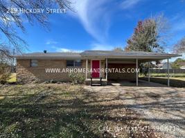 featured image of 219 Hickory St