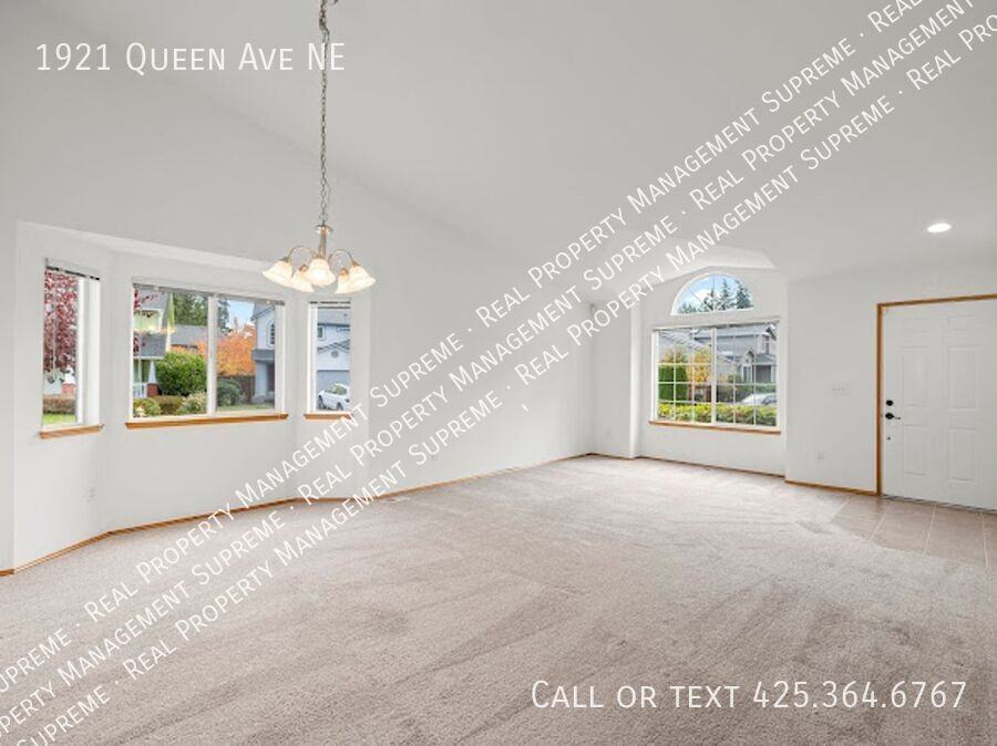 1921 Queen Avenue Northeast - Photo 4 of 19