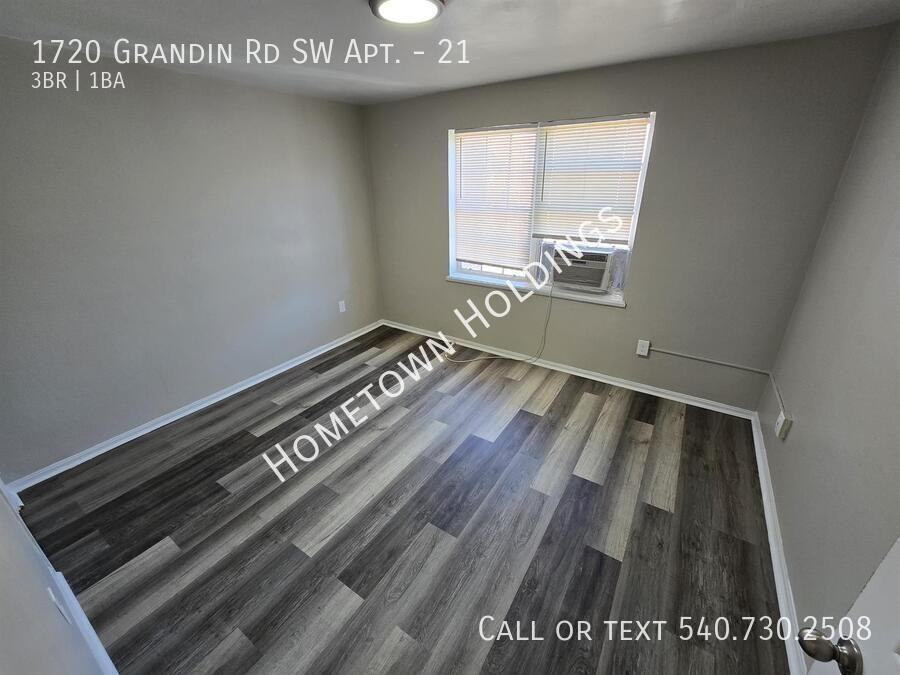 1720 Grandin Road Southwest #21 - Photo 6 of 8