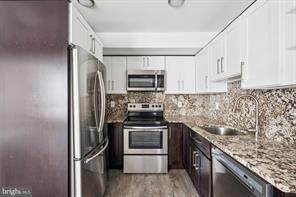 1931 North Philip Street #2R - Photo 4 of 24