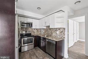 1931 North Philip Street #2R - Photo 5 of 24