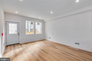 1222 West Silver Street #1 - Photo 6 of 17