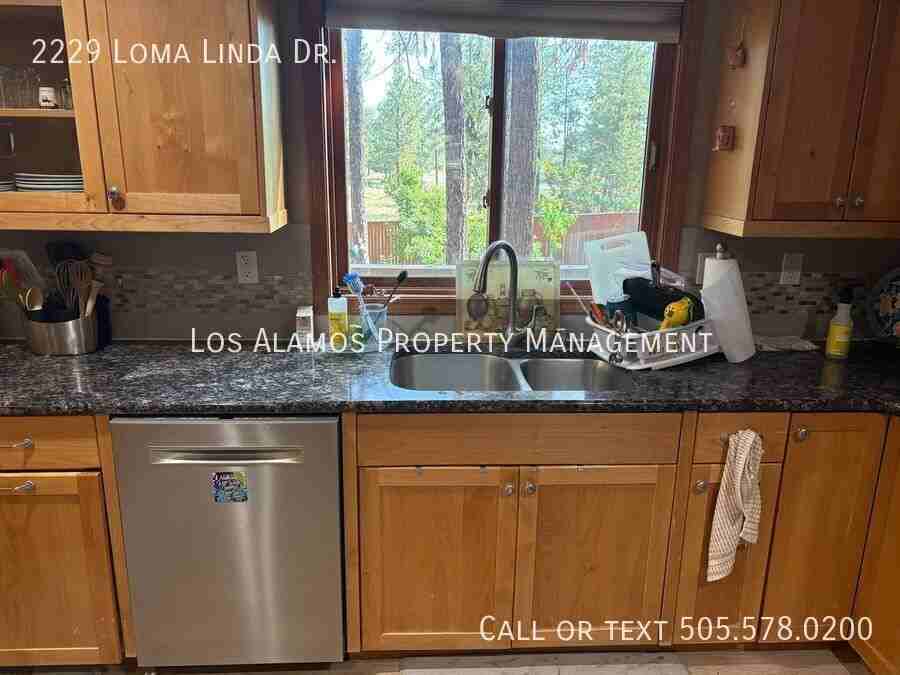 2229 Loma Linda Dr - Photo 2 of 27