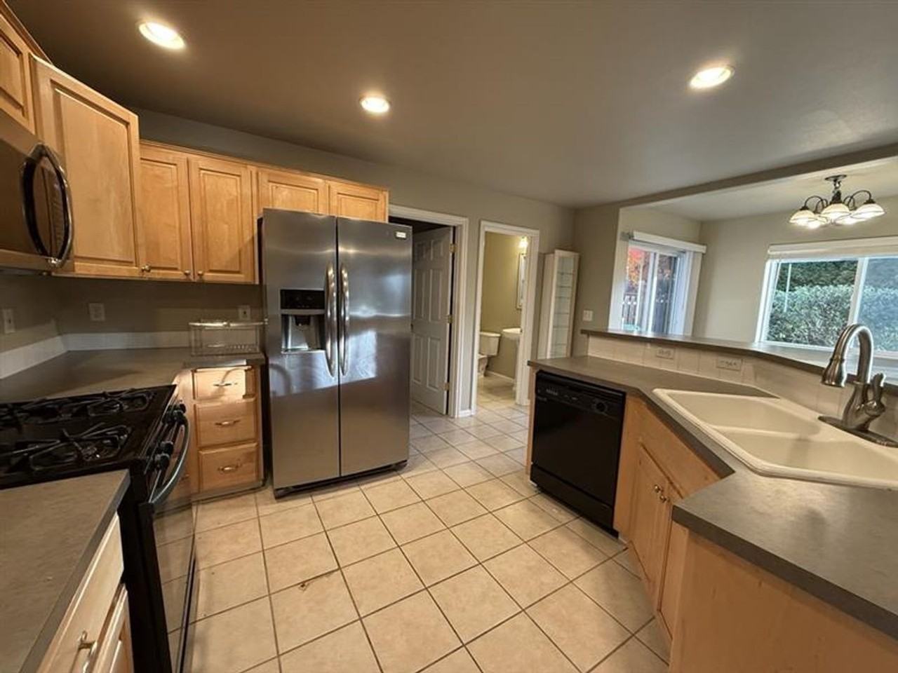 14790 Nw Yellowstone Ct - Photo 5 of 17