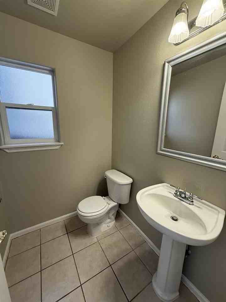 14790 Nw Yellowstone Ct - Photo 6 of 17