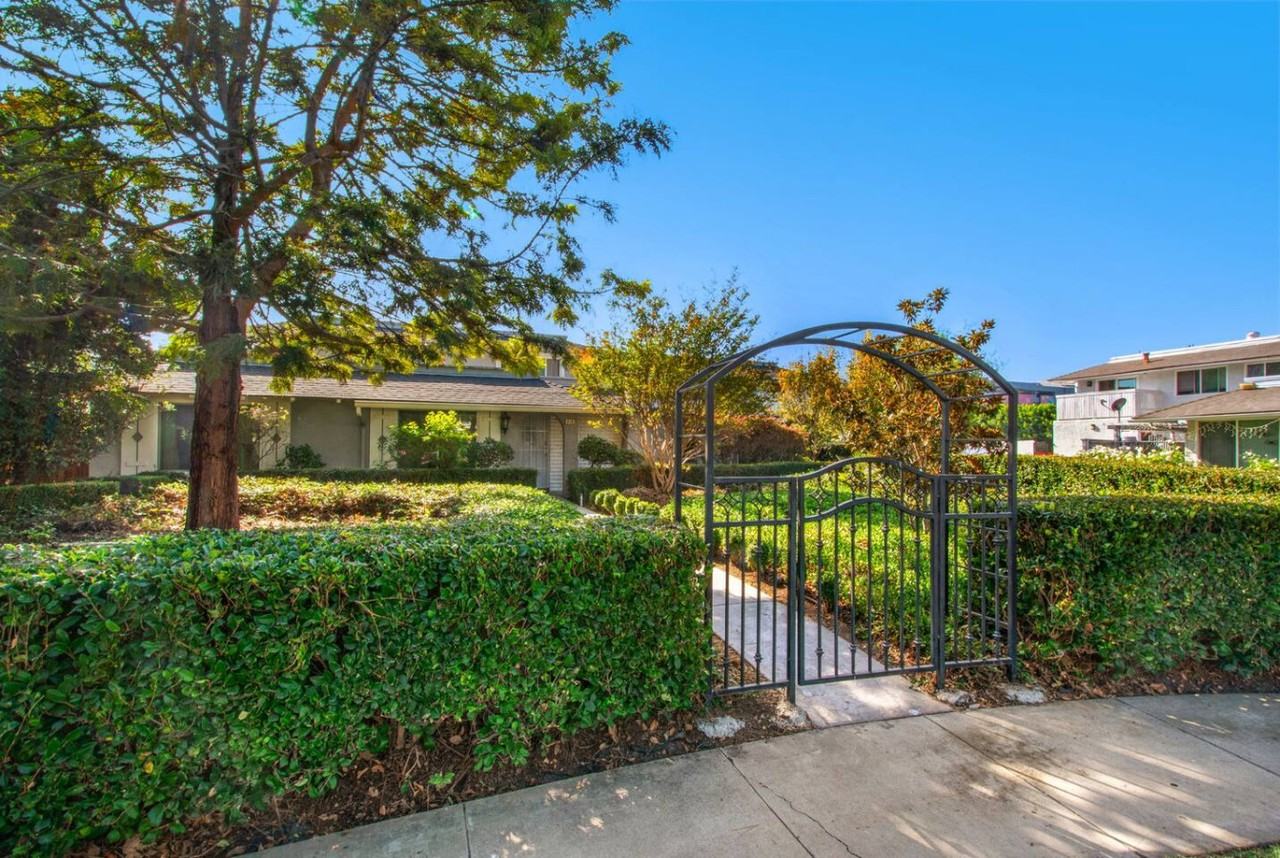 418 Nobel Avenue #A - Photo 5 of 27