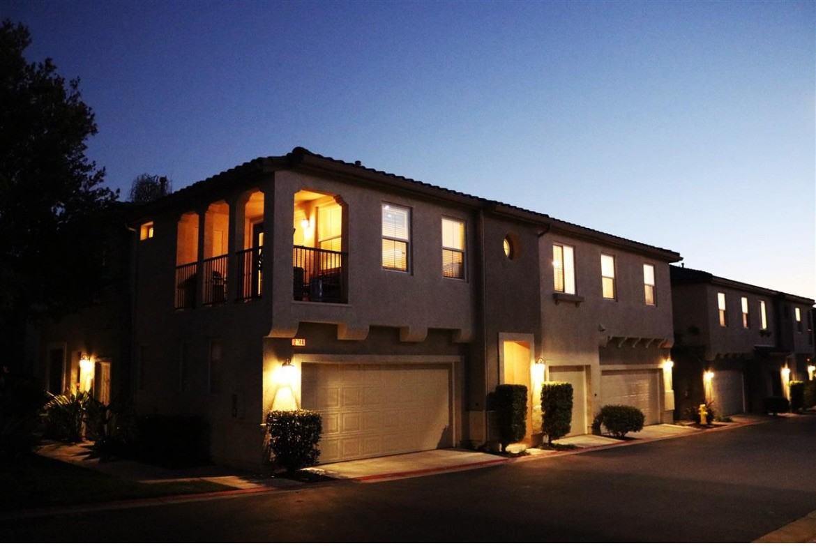 2744 Crown Ridge Rd #1 - Photo 2 of 29