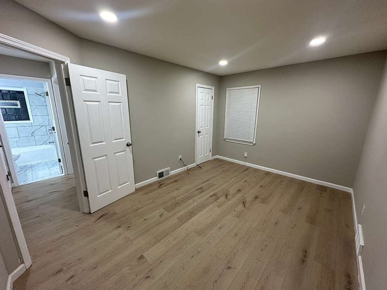 14301 Montrose St #1 - Photo 5 of 16