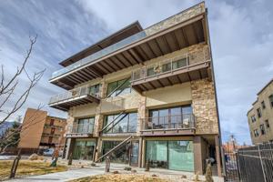 featured image of 20 Boulder Crescent St #201