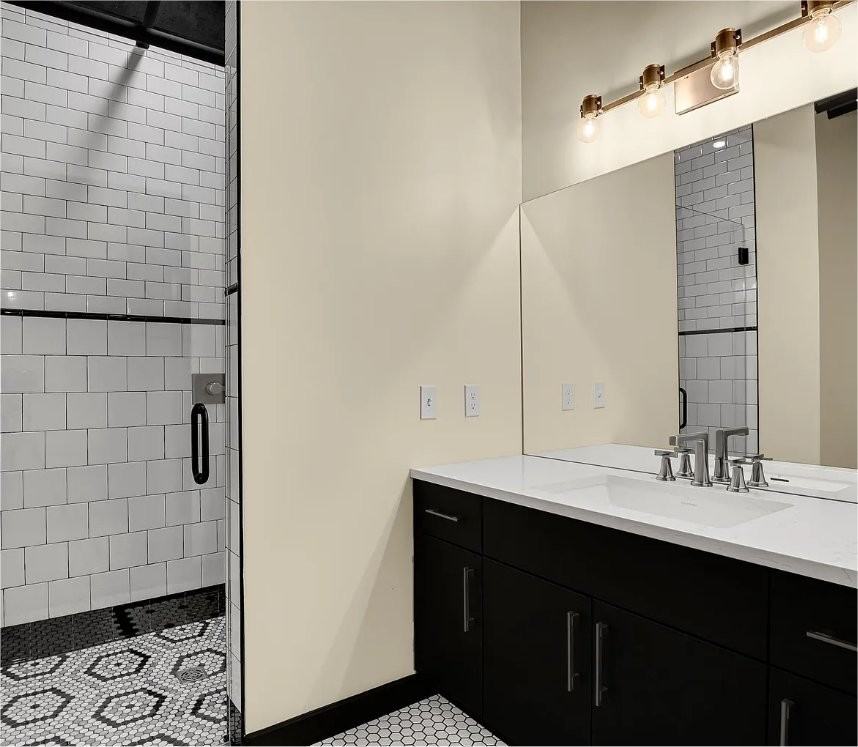 20 Boulder Crescent St #201 - Photo 7 of 8